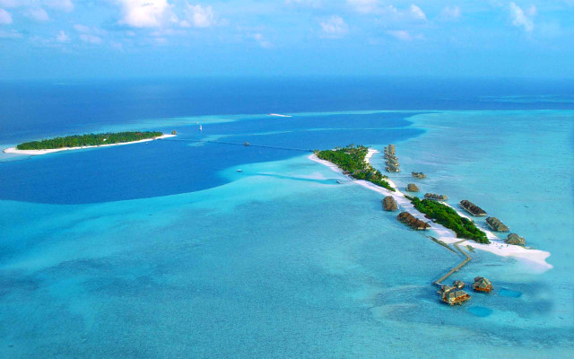 Небольшой Мальдивский остров-курорт